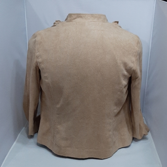 R Q T petite Jacket - Picture 5 of 6